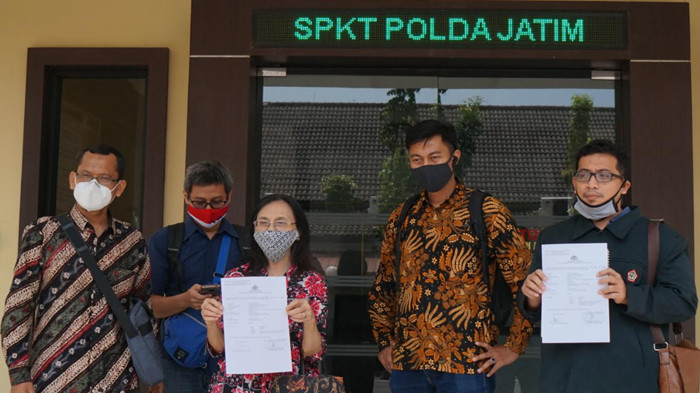 Institut Akuntan Publik Indonesia (IAPI) melaporkan dua perusahaan yang diduga memalsukan Laporan Auditor Independen (LAI) ke Polda Jatim, Sabtu (7/11).