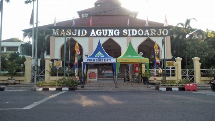 Masjid Agung Sidoarjo/Foto: Dimas
