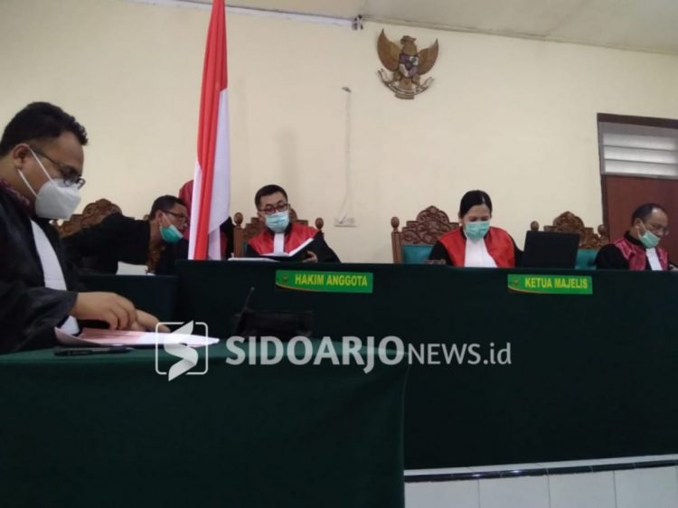Sidang lanjutan dengan agenda pembacaan tuntutan di Pengadilan Negeri Sidoarjo, Rabu (20/1)/Foto: Saihul Hadi.