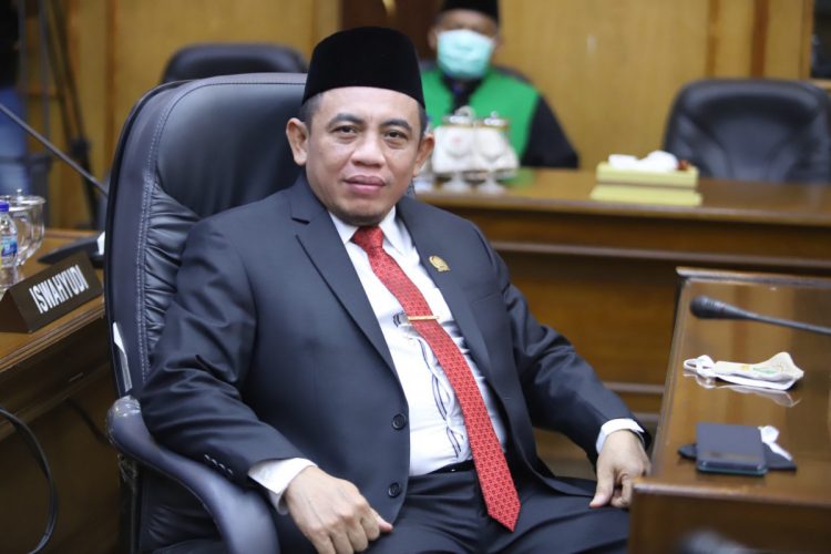 Ketua Pansus Raperda Inisiatif Pajak Online DPRD Sidoarjo, Bambang Pujianto/Foto: Dimas