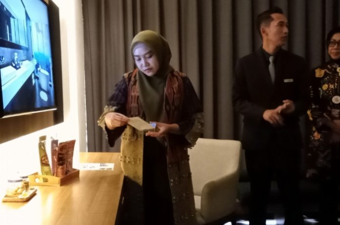 Launching produk UMKM (Asman Toga) hasil kolaborasi Hotel Aston dengan Dinkes Sidoarjo / Foto : ipung syaiful
