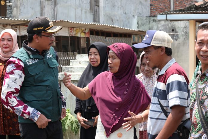 Bupati Sidoarjo Ahmad Muhdlor Ali saat berdialog bersama warga/Foto: Kominfo Sidoarjo