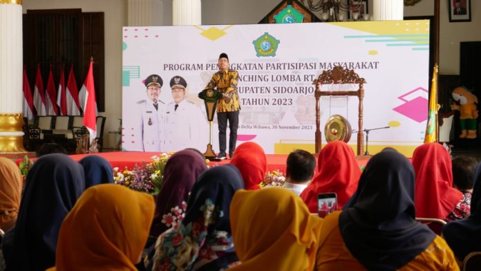 Bupati Gus Muhdlor saat memaparkan program Lomba RT yang akan dilaksanakan di Kabupaten Sidoarjo pada 2024 mendatang / Foto: istimewa