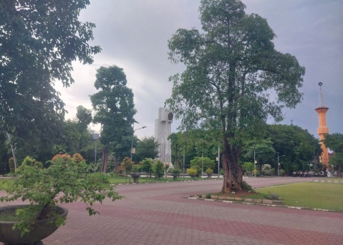 Alun-alun Sidoarjo dibagian barat yang akan dilakukan revitalisasi pada tahun 2024/Foto: Ipung Syaiful