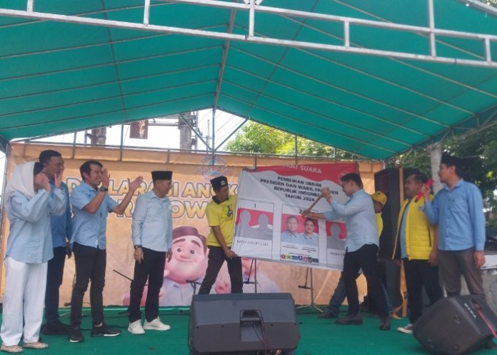 FOTO: Deklarasi Anak Muda Prabowo Gibran (AMPG) Sidoarjo untuk kemenangan capres cawapres Prabowo Subianto dan Gibran Rakabuming Raka sekali putaran di Pilpres 2024/Foto: Ipung Syaiful