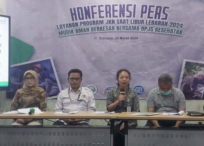 Konferensi Pers layanan program JKN selama libur lebaran di oleh BPJS Kesehatan Cabang Sidoarjo/Foto: Ipung Syaiful