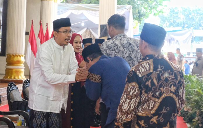 Antusiasme warga Sidoarjo saat menghadiri acara halal bihalal bersama Gus Muhdlor dan Ning Sasha di Pendopo Delta Wibawa/Foto: Istimewa