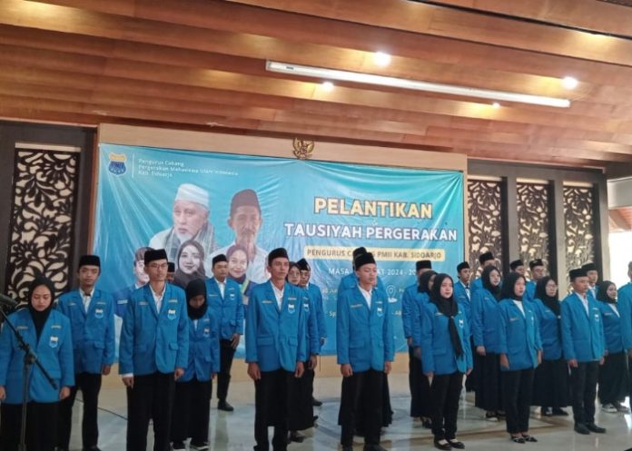 Prosesi pelantikan PC PMII Sidoarjo Masa Khidmat 2024-2025 di Pendopo Delta Wibawa/Foto: Ipung Syaiful