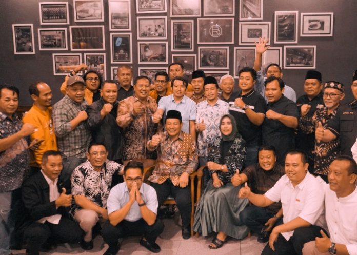 Pembentukan pemenangan pasangan calon Subandi-Mimik (BAIK) di Pilkada Sidoarjo/Foto: Istimewa