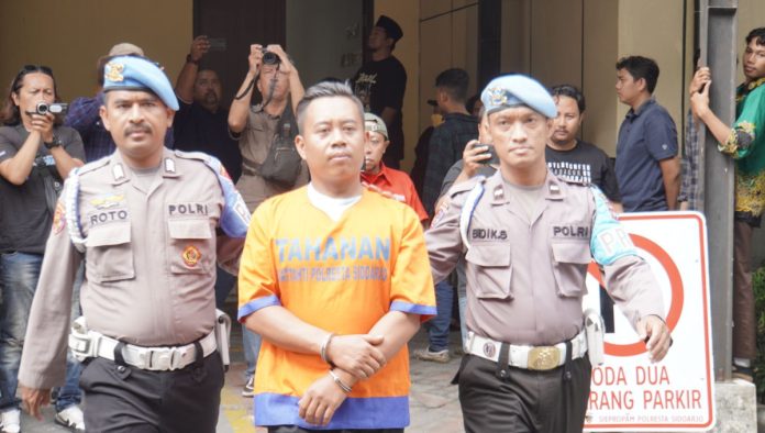 Wajah pelaku Imam Susilo, pelaku pembunuh Unik Margareta yang tidak lain adalah isteri sahnya / Foto: istimewa.