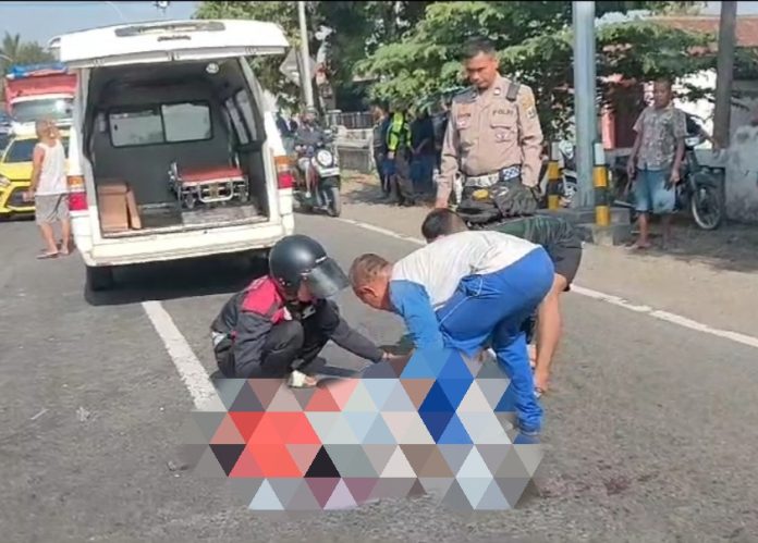 Jenazah korban saat dilakukan proses evakuasi / Foto : istimewa.