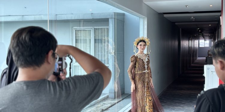 Tak hanya tentang hasil foto, Shootirami juga menjadi ruang untuk bertukar cerita, berdiskusi teknik pengambilan gambar /Foto: istimewa