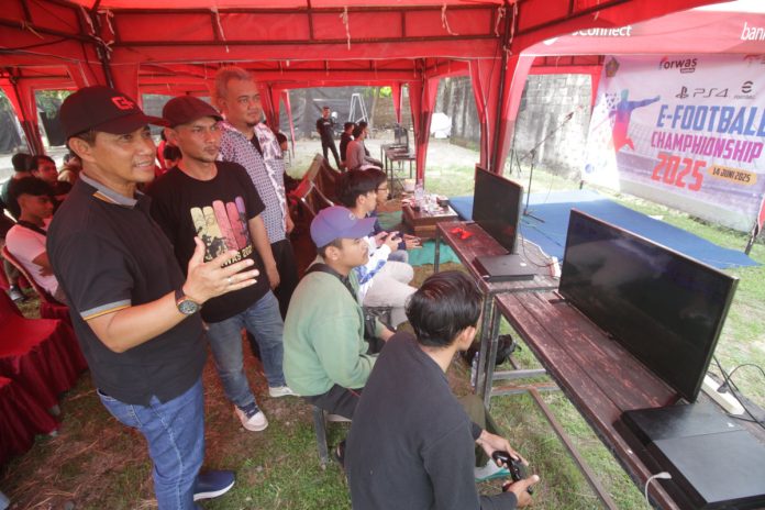 Sebanyak 112 peserta unjuk gigi dalam kompetisi yang digagas Dinas Kepemudaan, Olahraga, dan Pariwisata (Disporapar) Kabupaten Sidoarjo, bekerja sama dengan Forum Wartawan Sidoarjo (Forwas) dan komunitas e-sport Indonesia (ESI) Kabupaten Sidoarjo / Foto: istimewa