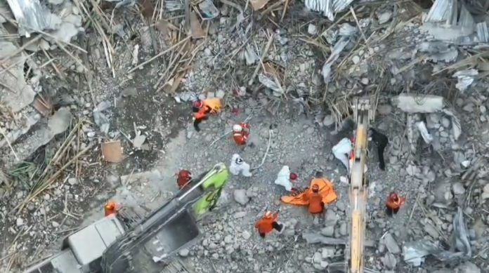 Operasi pembersihan dan evakuasi akan terus dilanjutkan hingga seluruh area reruntuhan dinyatakan aman / Foto: Istimewa