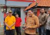 Sidak Banjir di Tanggulangin, Bupati Minta Penanganan Tidak Berhenti di Laporan Bupati Sidoarjo, Subandi, saat meninjau langsung kondisi banjir di Kecamatan Tanggulangin / Foto: istimewa