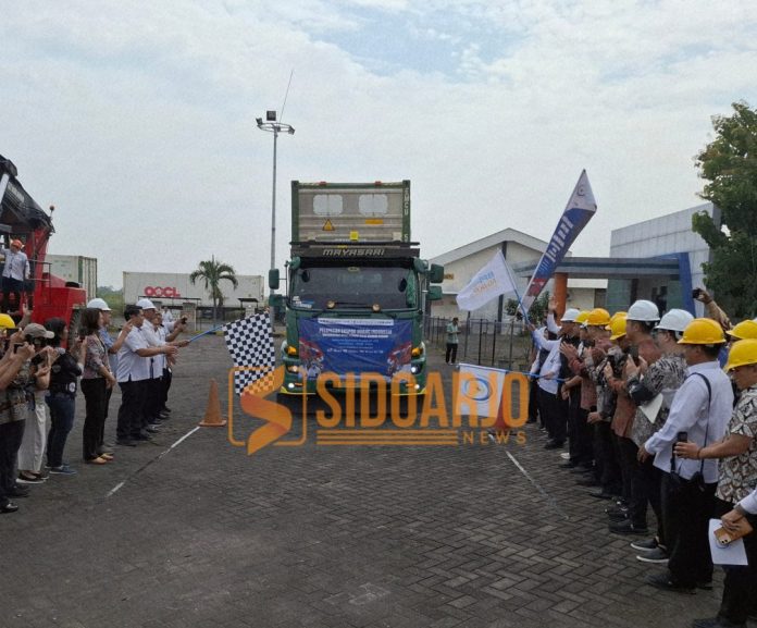 Pelepasan kontainer ekspor udang ke negara Amerika/Foto: Hnf