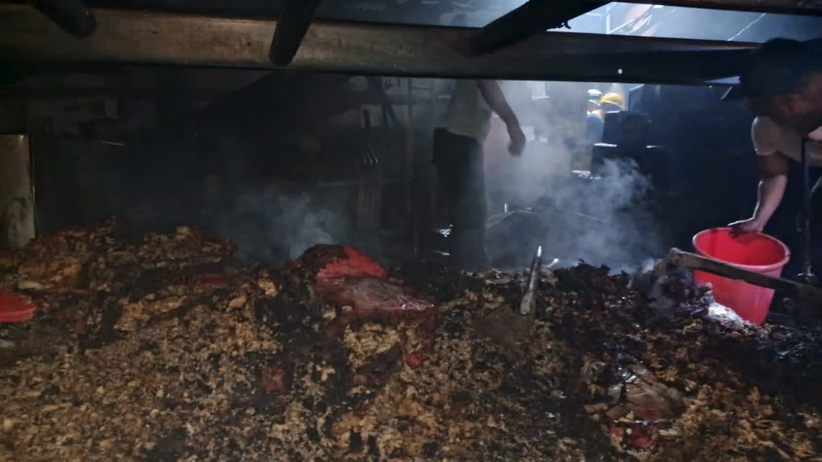 Pabrik Biskuit di Waru Terbakar, Diduga Api dari Mesin Oven Lokasi kebakaran Waru PT. United Waru Biscuit Manufactory (UBM Biscuit / Foto: istimewa