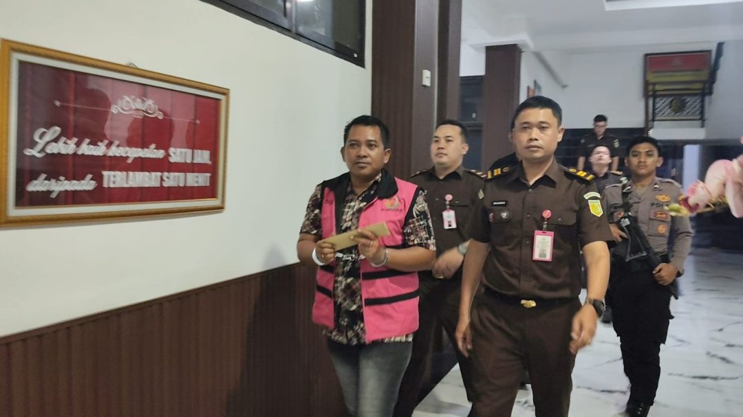 Kades Mulyodadi Wonoayu Ditahan, Dugaan Pungli Nyaris Rp1 Miliar Terbongkar