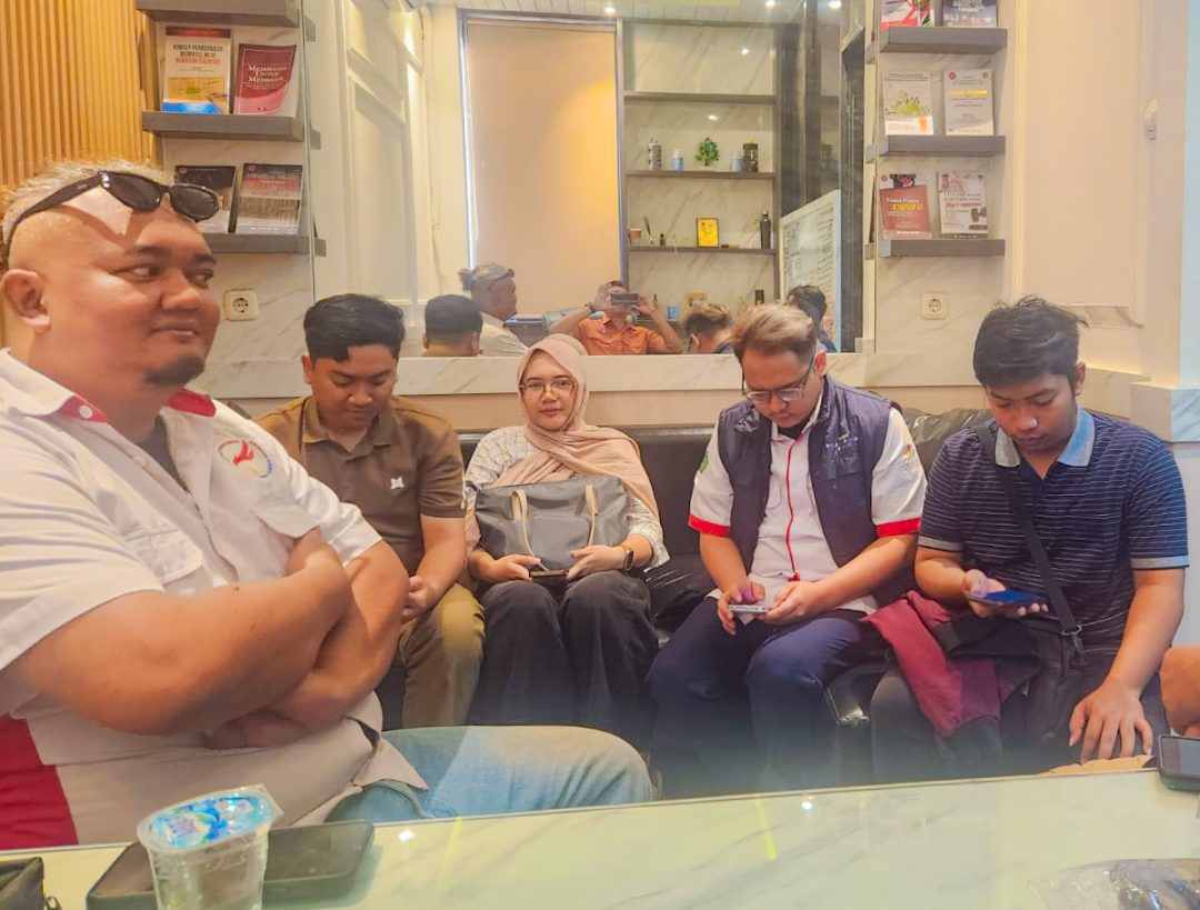 Sinergi ESI Sidoarjo dan IESPA Sidoarjo terlihat dalam rapat koordinasi bersama Polresta Sidoarjo menjelang pelaksanaan Kapolresta Cup Sidoarjo 2026, sebagai upaya bersama membangun ekosistem esports yang kompetitif dan berkelanjutan / Foto: istimewa